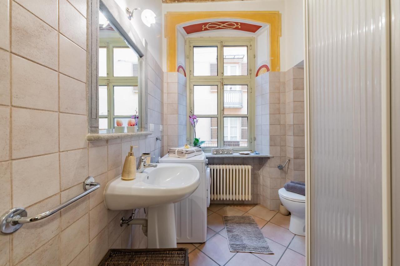 Dream House Apartment Cuneo Bagian luar foto